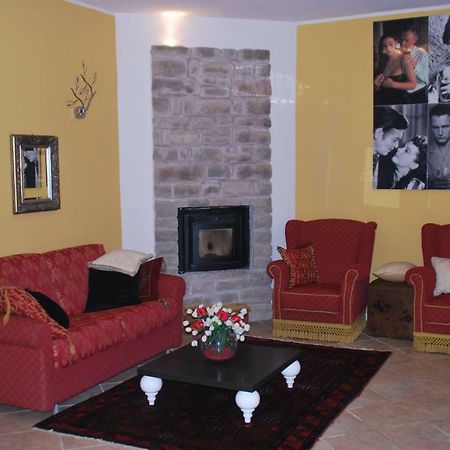 Villetta Gaia Colle Umberto  Exterior foto
